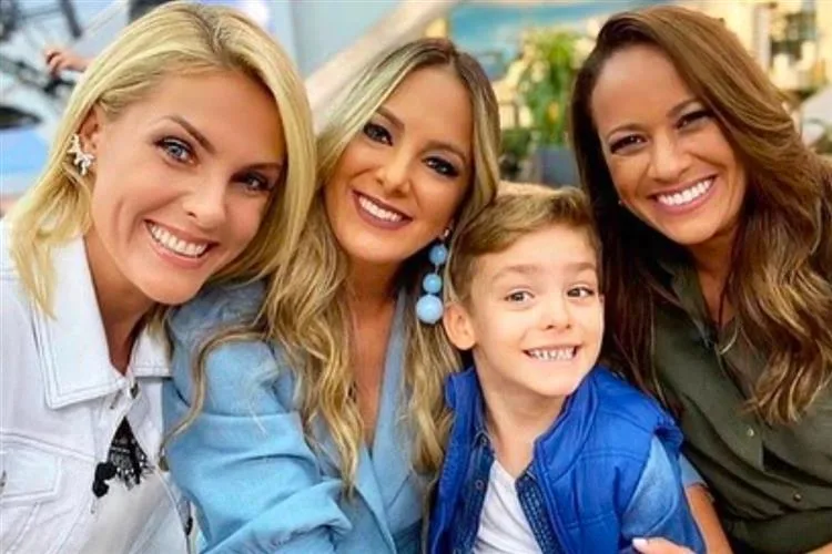 Ana Hickmann renova com a Record por mais três anos