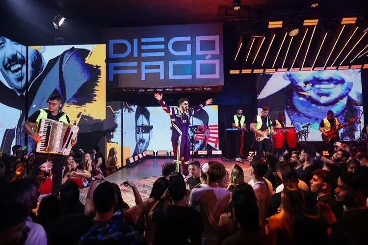 Diego Facó comanda o DF Sem Freio no dia 15 de dezembro na Sunrise Beach Club