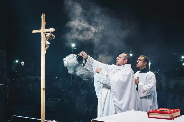 Réveillon da Paz une shows e momento de oração na virada do ano