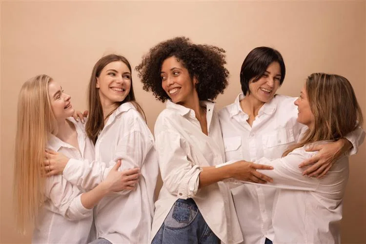 Históricas conquistas civis das mulheres alicerçam caminho para mais direitos e avanços