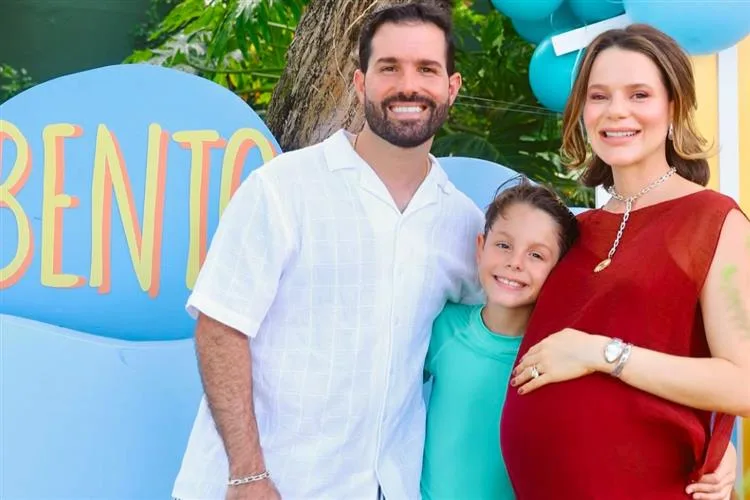 Paulinha Sampaio e Felipe Rocha comemoram os nove anos do filho Bento