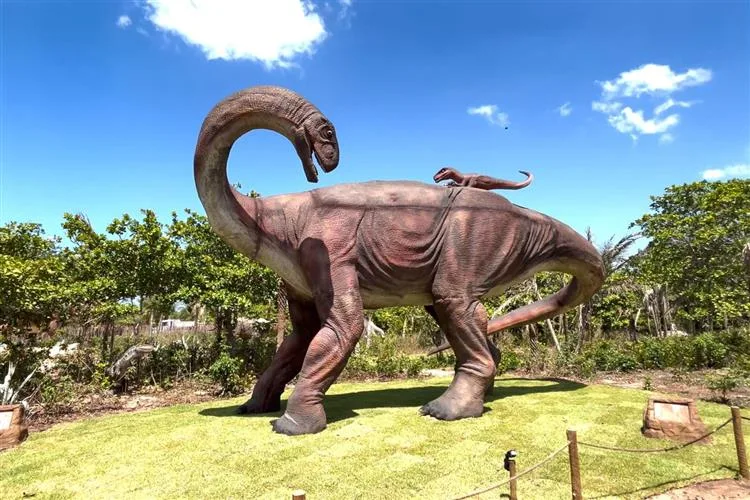 Ceará ganha mais um parque temático de dinossauros e trilha ecológica em Jericoacoara