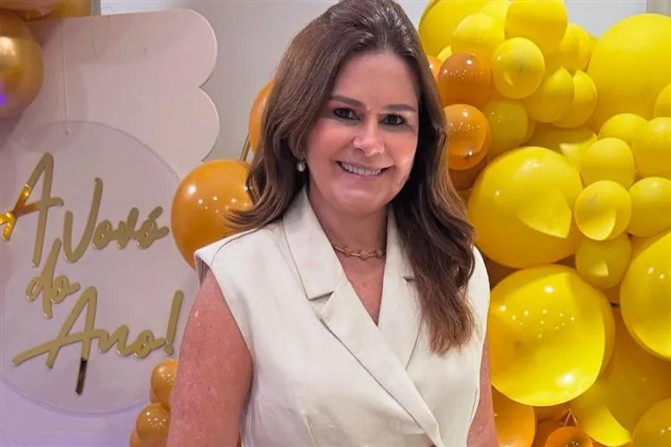 Ivana Rangel recebe os parabéns e homenagens de familiares e amigos