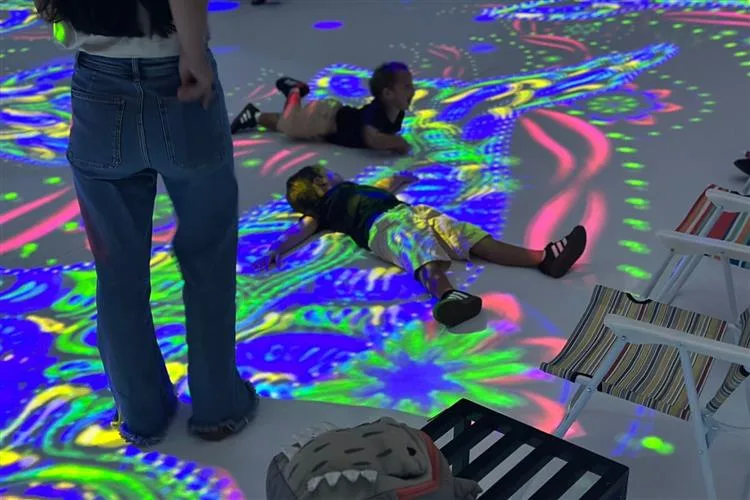 Exposição Imersiva ao fundo do mar chega ao RioMar Fortaleza