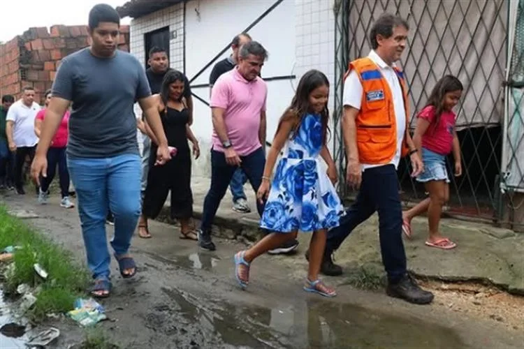 Evandro Leitão se torna prefeito de Fortaleza a governar mais perto da população