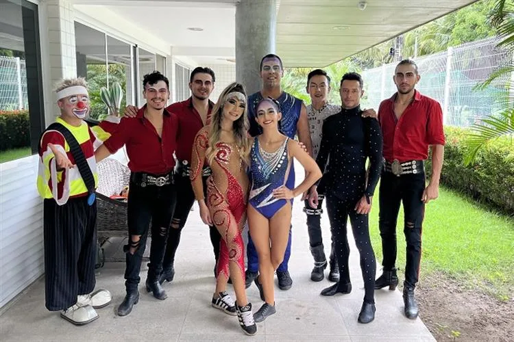 Circo Celestia leva magia e encanto aos pacientes da Casa Vida
