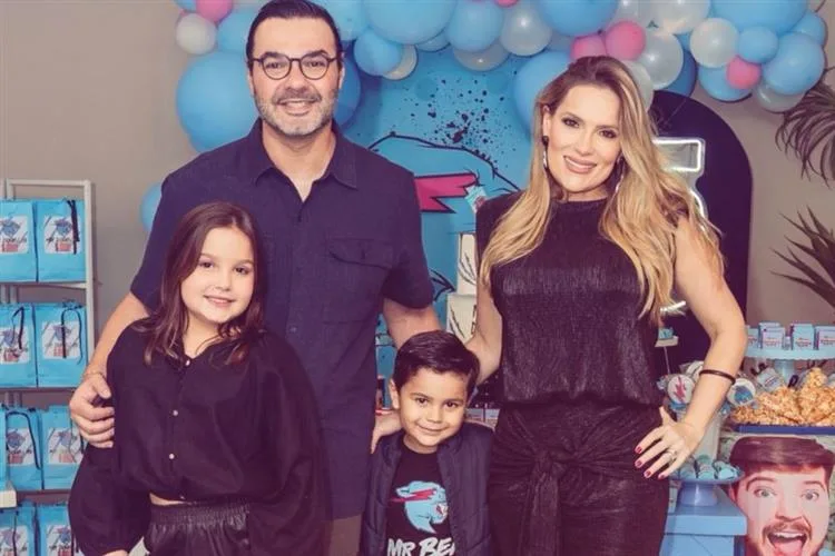 Natália e Douglas Albuquerque comemoram os cinco anos do filho Douglas Neto