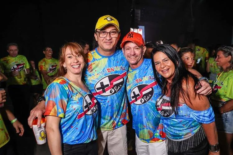 Pré-carnaval Mais Õ Menos agita o Iguatemi Hall