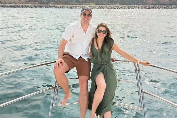 Ticiana e Alfredo Lima brindam uma década de casamento em viagem por Dubai, Ilhas Maldivas e Paris