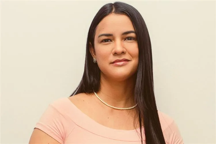 Manu Oliveira está entre as homenageadas no Prêmio RioMar Mulher 2025