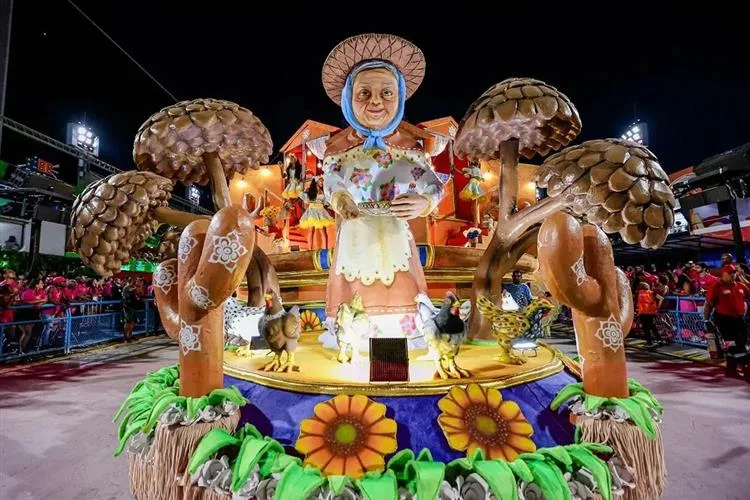 Acadêmicos de Niterói conquista título da Série Ouro com homenagem ao São João de Maracanaú