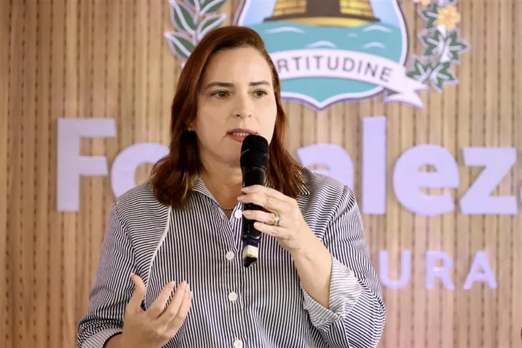 Cristiane Leitão convida mulheres para celebrar o 8 de março