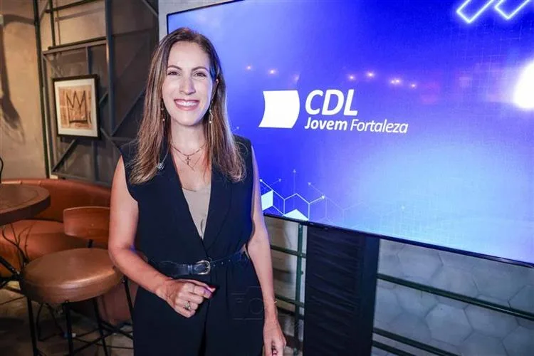Mariana Matos protagoniza evento empresarial da CDL Jovem Fortaleza