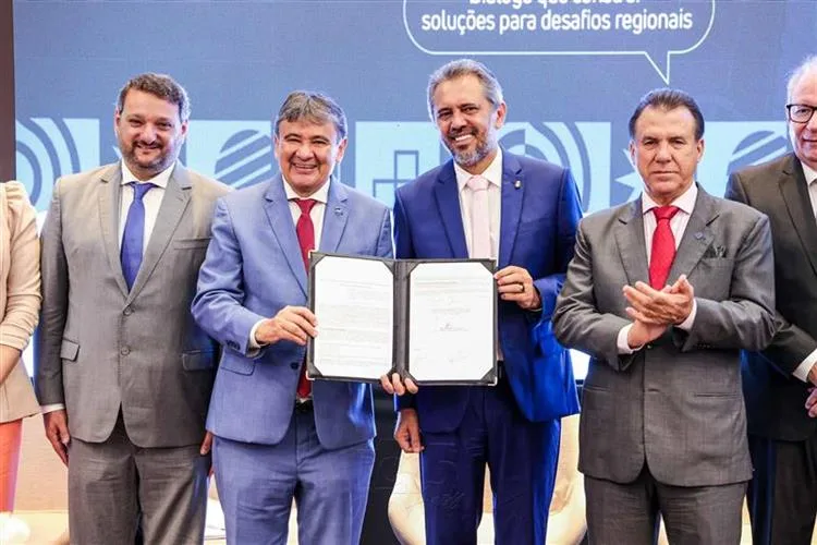 Autoridades marcam presença no start do Summit CBIC Norte Nordeste 2025