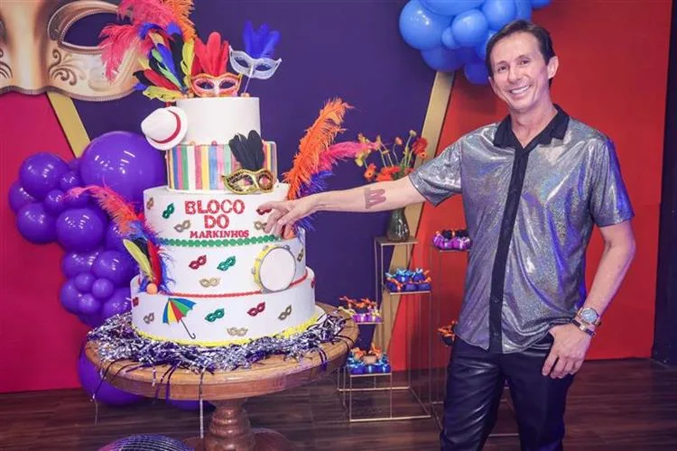 Marcos Maciel celebra 55 anos em animada festa