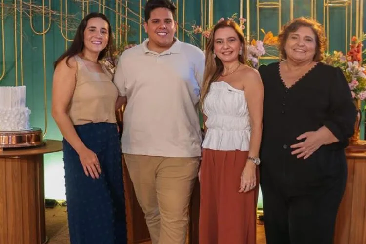 Lugar de Festas Locações lança a nova coleção 'Essence Collection'