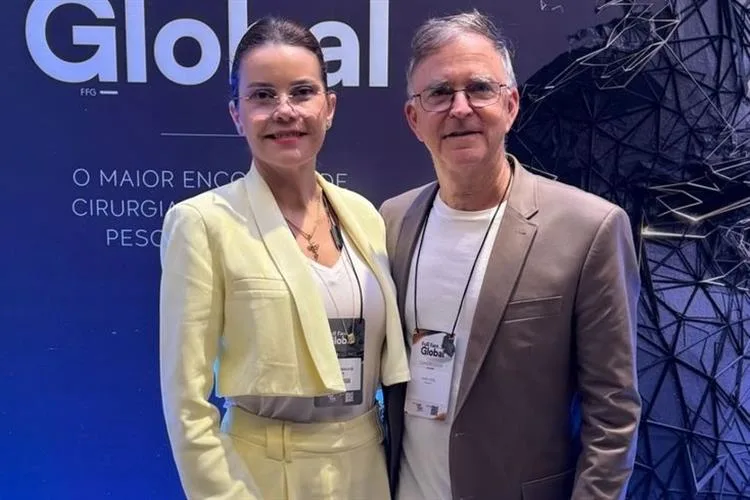 Dr. Haim Erel e Dra. Vanessa Mombach participam do Full Face Global em São Paulo