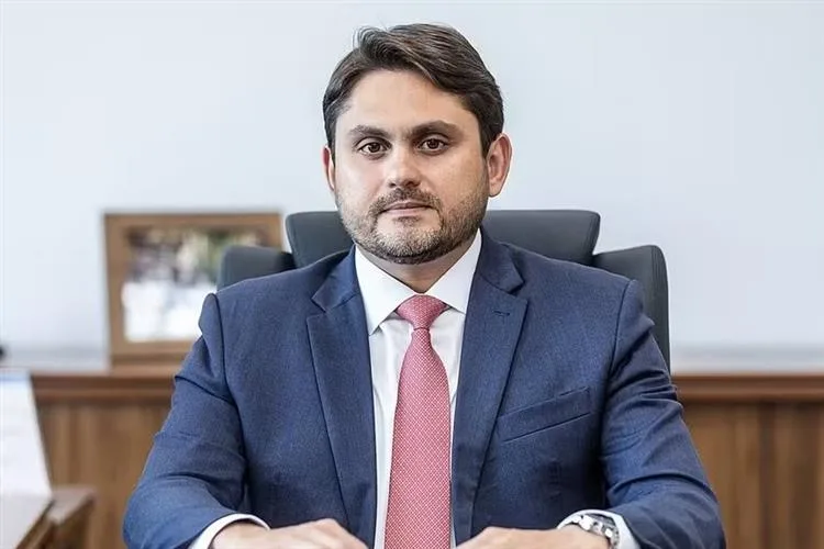 Ministro das Comunicações, Juscelino Filho entrega cargo após denúncia da PGR