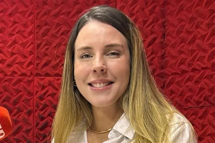 Governadora em exercício, Jade Romero celebra bom momento da economia do Ceará