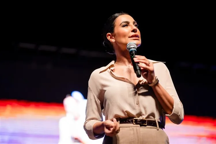 Palestra “Oratória da Elegância”, de Cíntia Chagas, terá nova virada de lote neste sábado (dia 5)