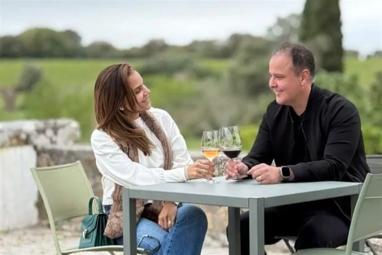 Viviane e Fabrício Martins nos encantos de Évora, em Portugal