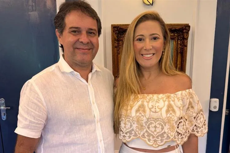 Evandro Leitão recebe Liliane Araújo em reunião sobre pautas estratégicas para Fortaleza