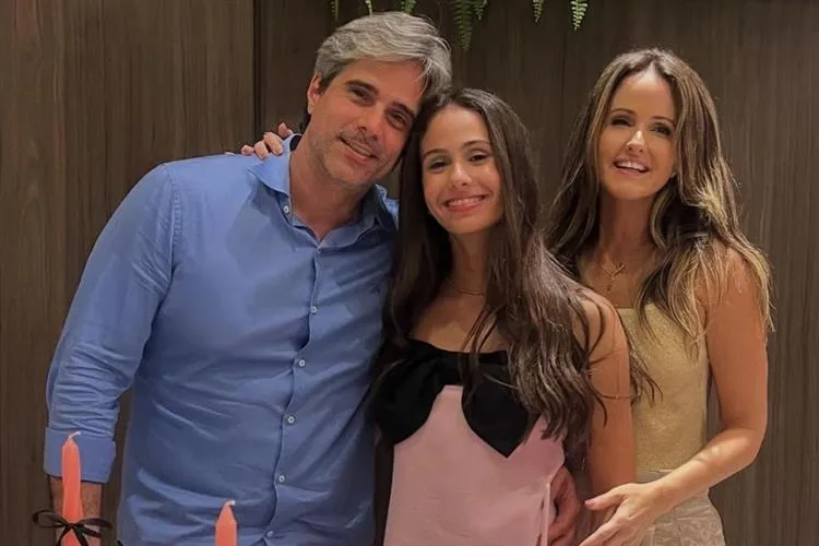 Natalie Pires declara todo o amor nos 14 anos da filha