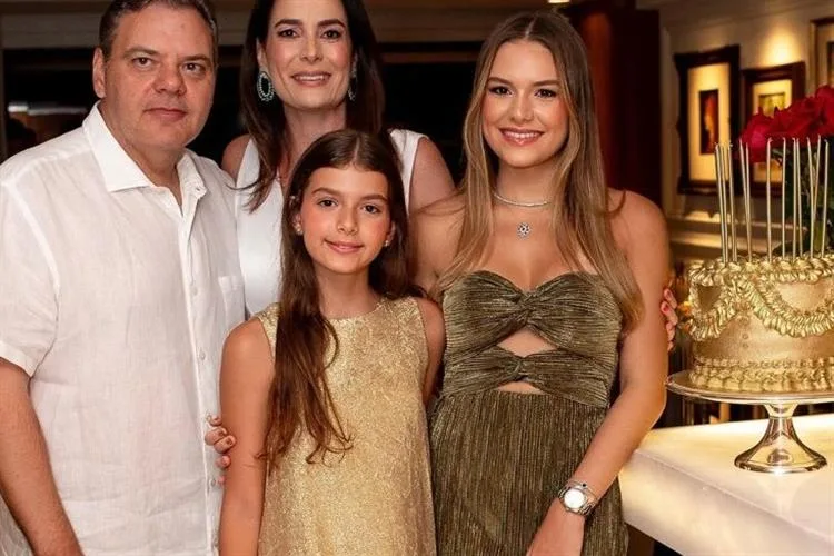 Lívia Jereissati celebra 20 anos em clima de amor, fé e gratidão