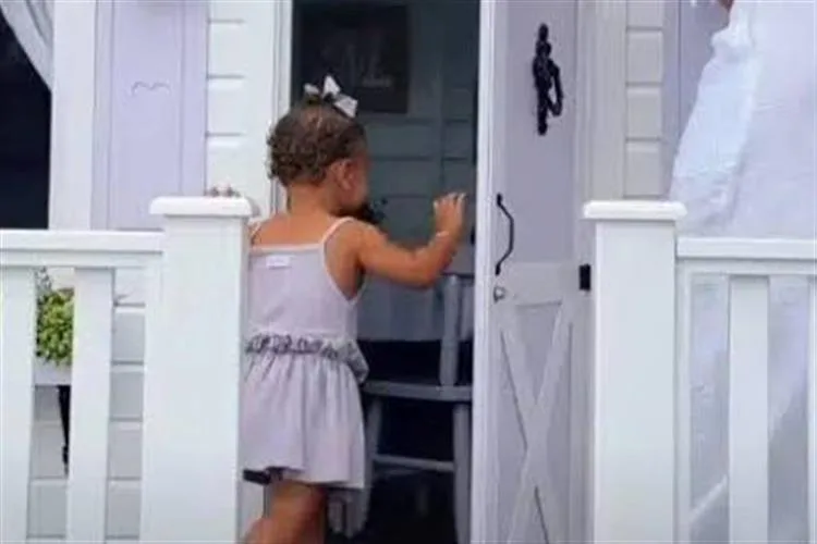 Bruna Biancardi mostra filha brincando em casa de boneca avaliada em 90 mil reais