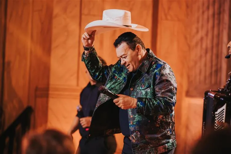 Toca do Vale é homenageado no Theatro José de Alencar pelos 50 anos de carreira