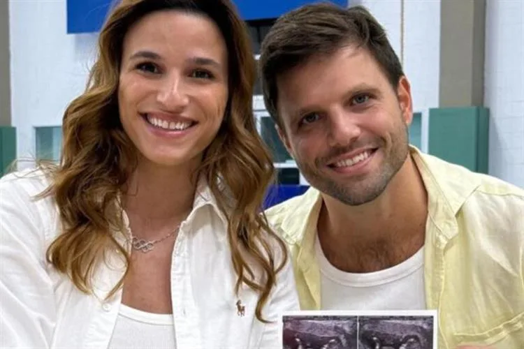 Jade Barbosa anuncia gravidez do primeiro filho com Leandro Ferlini