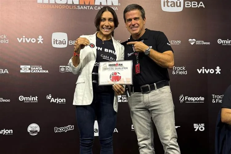 Bruna Braga estreia na distância full no Ironman Brasil 2025 com pódio