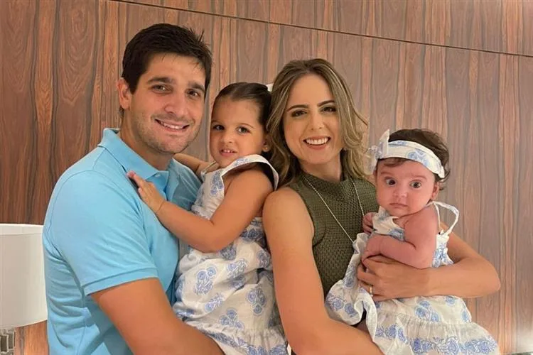 Bia Gradvohl celebra a nova idade em tarde de alegrias