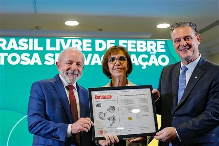 Lula recebe certificado pelo Brasil como país livre da febre aftosa