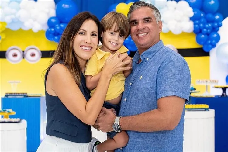Mariana Matos e Márcio Castro festejam os quatro anos do filho Rafa