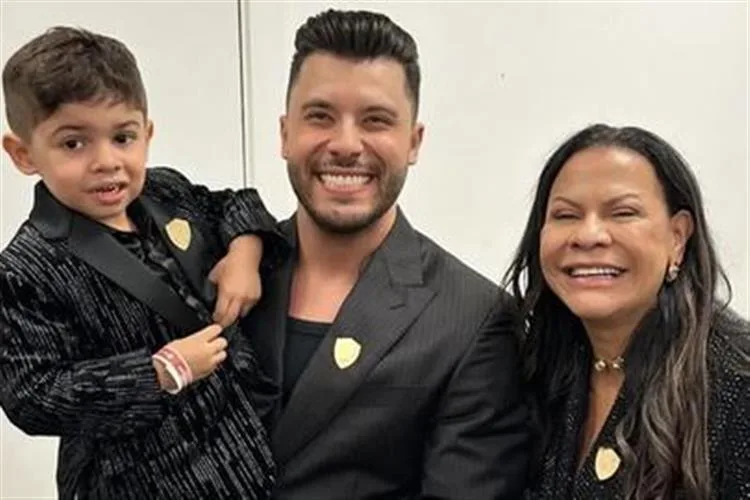 Mãe de Marília Mendonça reage ao pedido de guarda de Murilo Huff: “atitude desumana”
