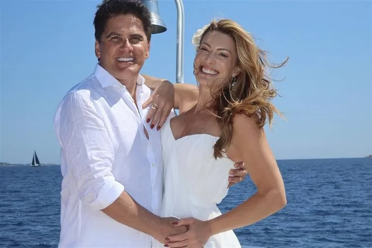 César Filho e Elaine Mickely renovam os votos na Itália