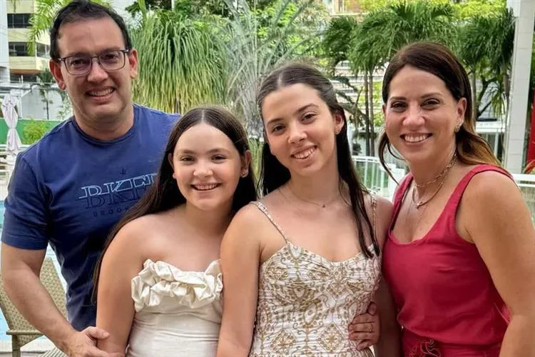 Ana Beatriz Dias embarca para Summer Camping em Londres e Paris