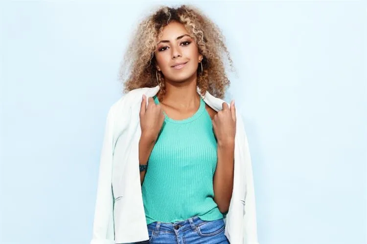 Calça skinny cintura alta feminina: o hit da estação na Donna Martins