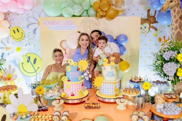Lívia Correia e Valmique Filho celebram aniversário de Maria Luiza e Luiz Felipe