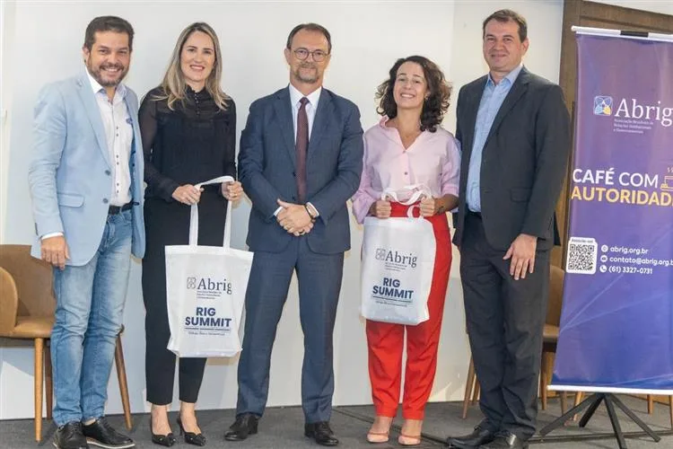 Executivos do Beach Park participam do Café com Autoridade do Ceará