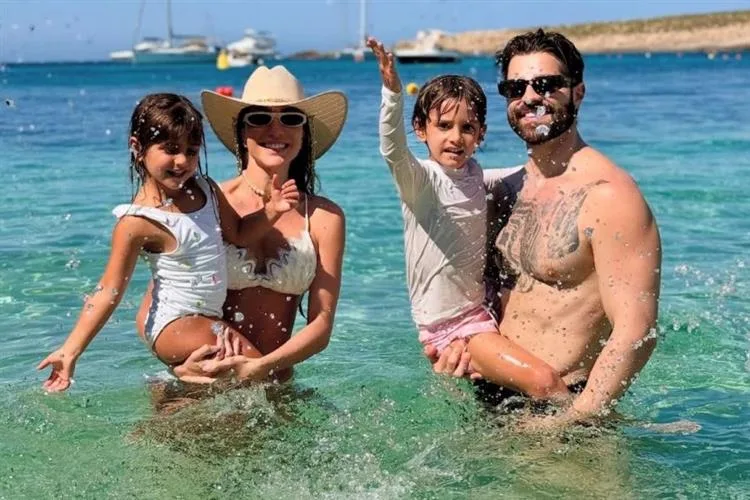 Alok curte trip familiar em Malta