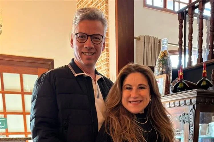 Ana Paula Aguiar e Marcus Moitas curtem miniférias em Campos do Jordão