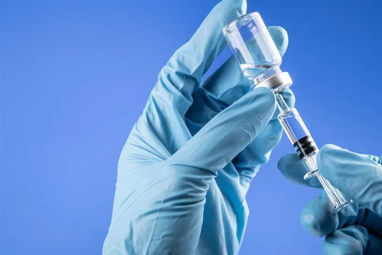Vacina universal contra o câncer dá passo promissor em estudo com RNA mensageiro