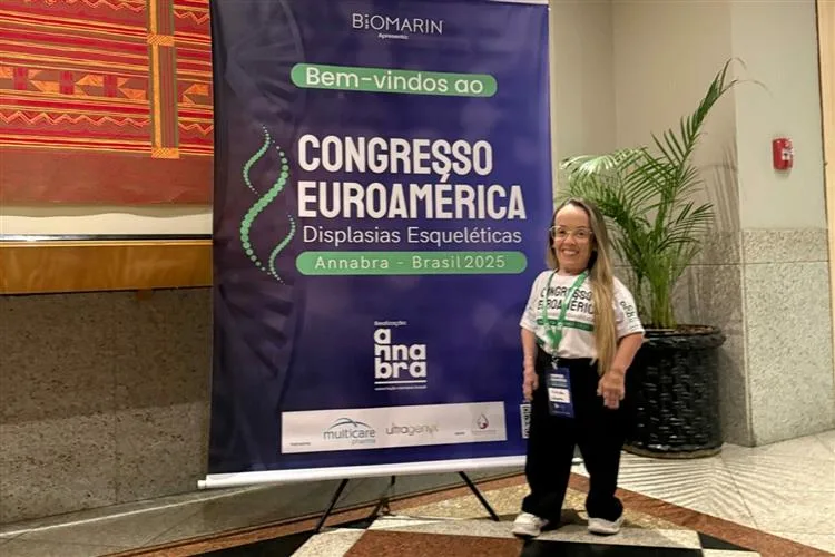 Gestora de Inclusão da Câmara de Fortaleza prestigia Congresso Euroamérica de Displasias Esquelética