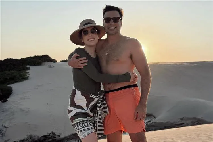 Fabiana Justus curtindo férias com a família no Ceará