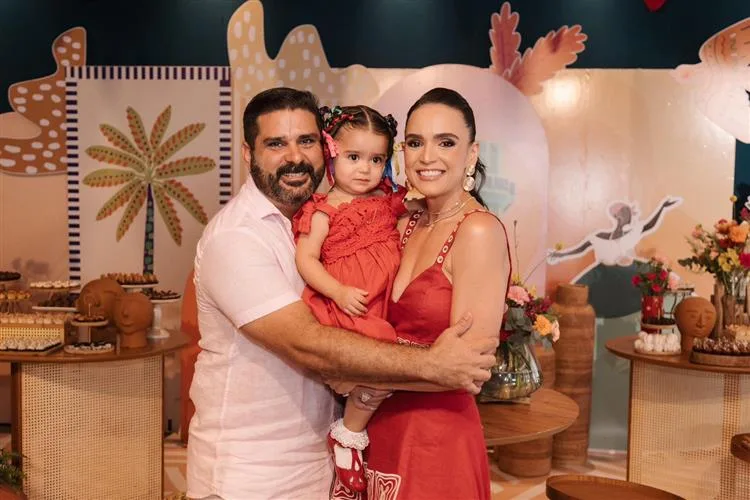 Energia baiana domina b-day de Nathalia Guilherme Borges no Ideal Clube