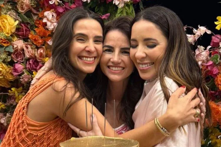Iate Clube serve de cenário para b-day surpresa em torno de Vivian Otoch e Monique Benevides