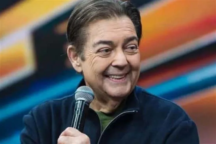Faustão é internado novamente em São Paulo
