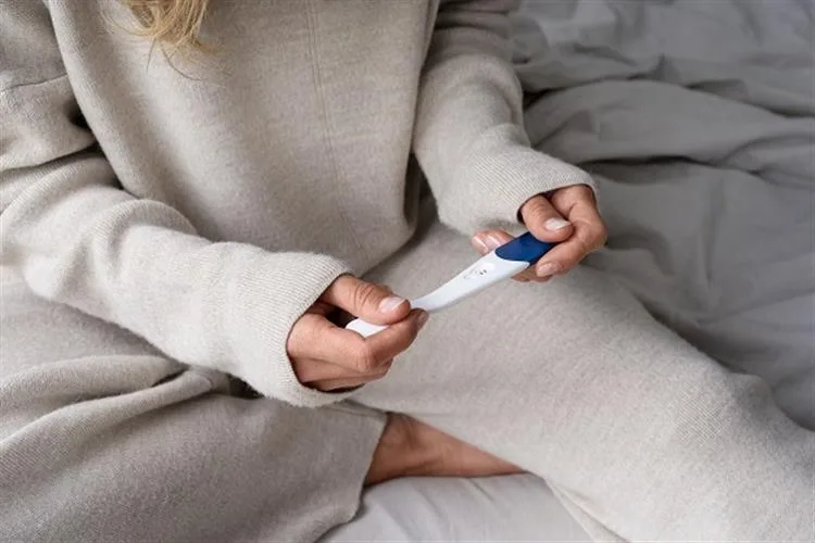 Congelamento de óvulos cresce 98% no Brasil, aponta Anvisa